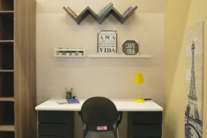 Como Criar um Cantinho de Trabalho em Casa com Pouco Dinheiro